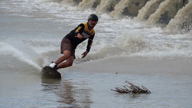 Philippines - Church Gap with the homies