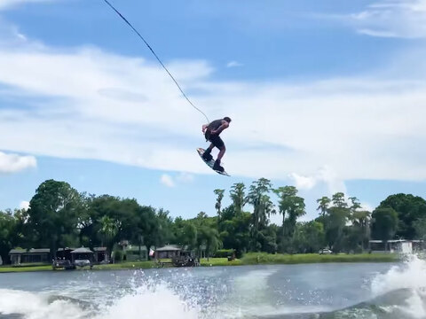 Teunissen Takes First at Stop 2 of the 2022 Pro Wakeboard Tour