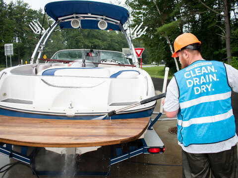 Watersports Boat Owners Can Help Stop The Spread of Invasive Species | Wakeboarding Mag