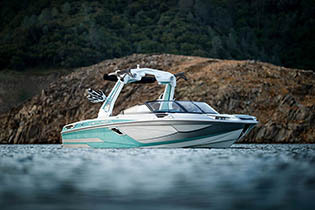 2023 Centurion Boats RI230 - Alliance Wakeboard