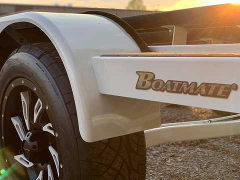 EVERYONE WANTS TO BE OUT ON THE WATER, LET BOATMATE GET YOU THERE!