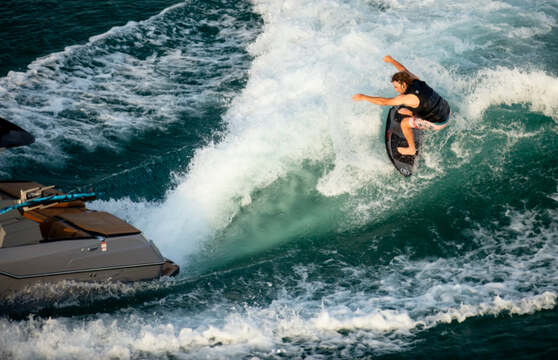 How to Choose Wakesurf Boards and Wakesurf Size Chart