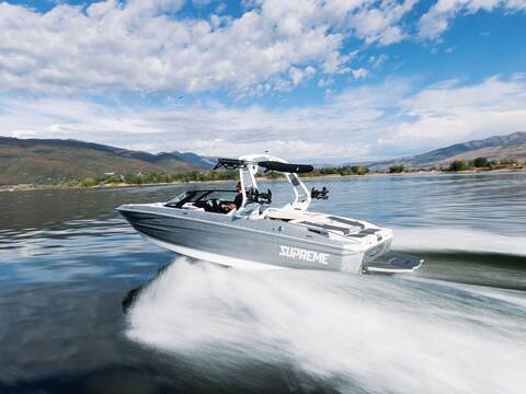 2024 Supreme S220 | Wakeboarding Mag