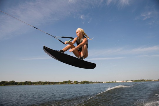 How to Buy a Wakeboard Rope and Handle - The-House