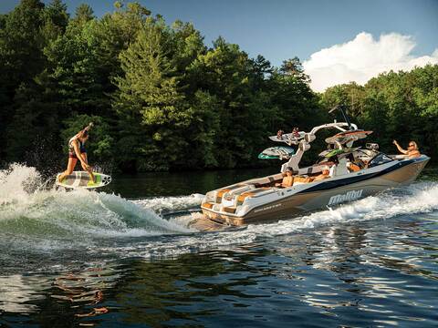 2023 Malibu Wakesetter 26 LSV