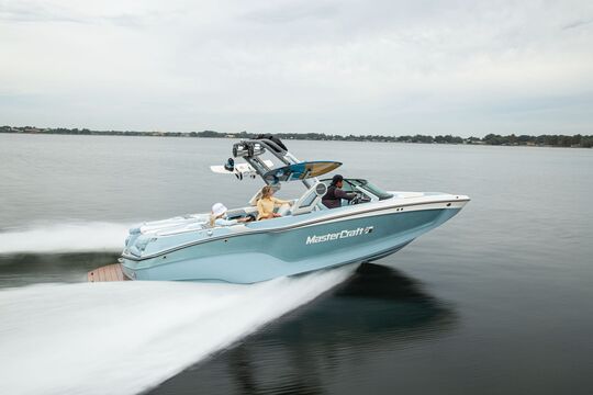 2022 MasterCraft XT24
