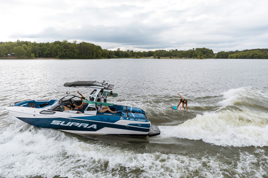 Wake Boats Make Waves